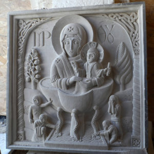 Moyen-relief en saint maximin d'après l'icône de la source vivifiante